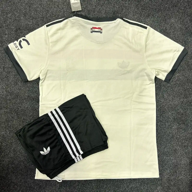 MAN UNITED SECOND AWAY OFFICIAL 2024-25 KIT