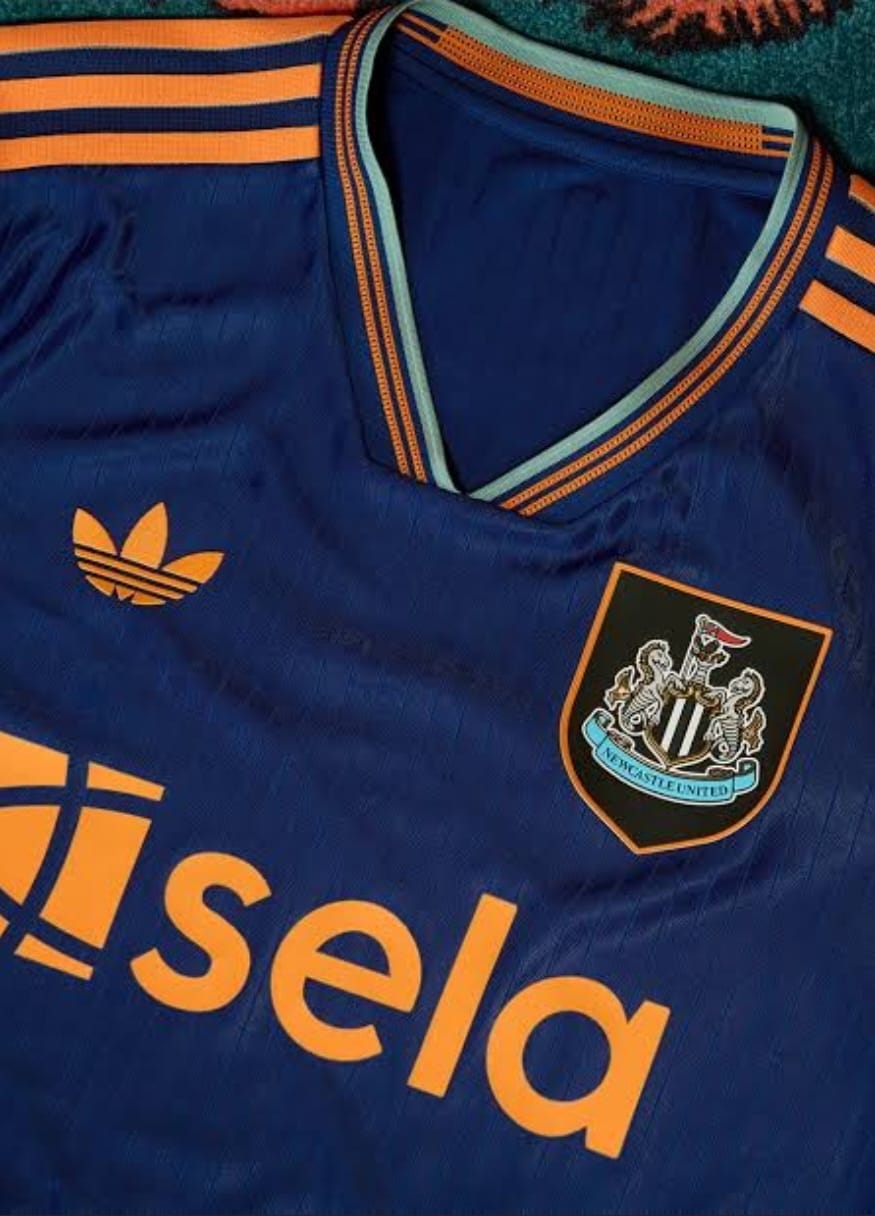 NEWCASTLE 25-26 AWAY MASTER