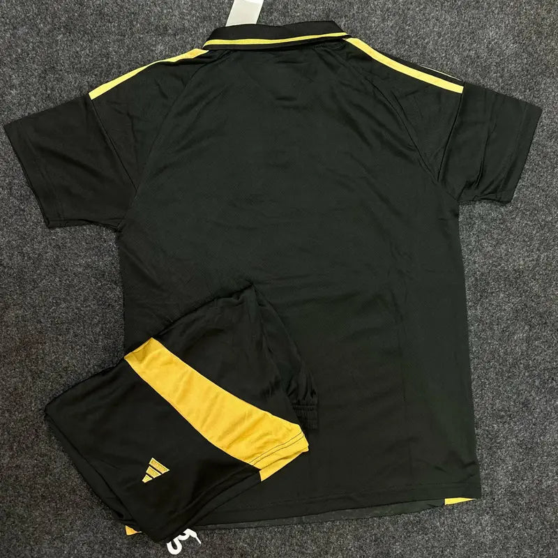 REAL MADRID BLACK SPECIAL EDITION 2025/26 KIT