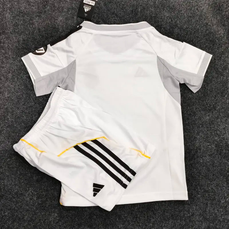 REAL MADRID HOME OFFICIAL KIT 2025/26