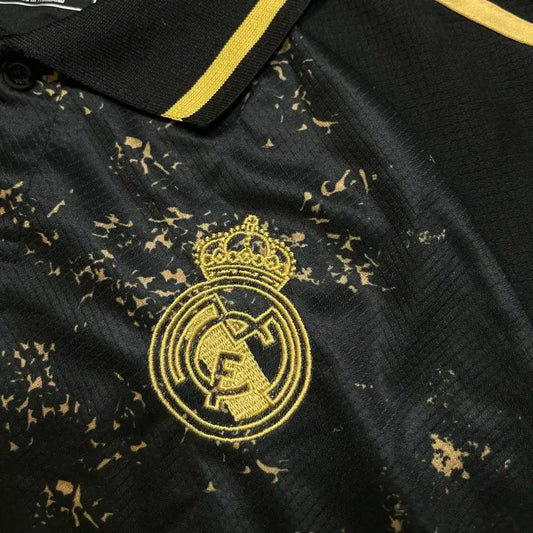 REAL MADRID BLACK SPECIAL EDITION 2025/26 KIT