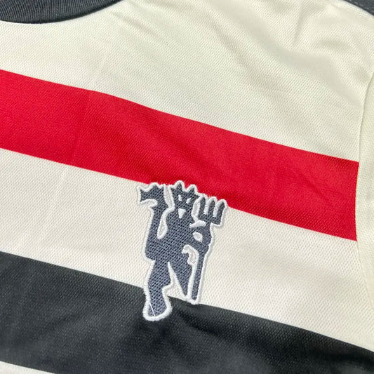 MAN UNITED SECOND AWAY OFFICIAL 2024-25 KIT