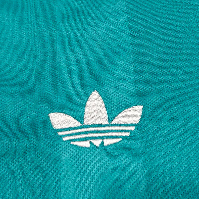 LIVERPOOL THIRD OFFICIAL 2025/26 KIT