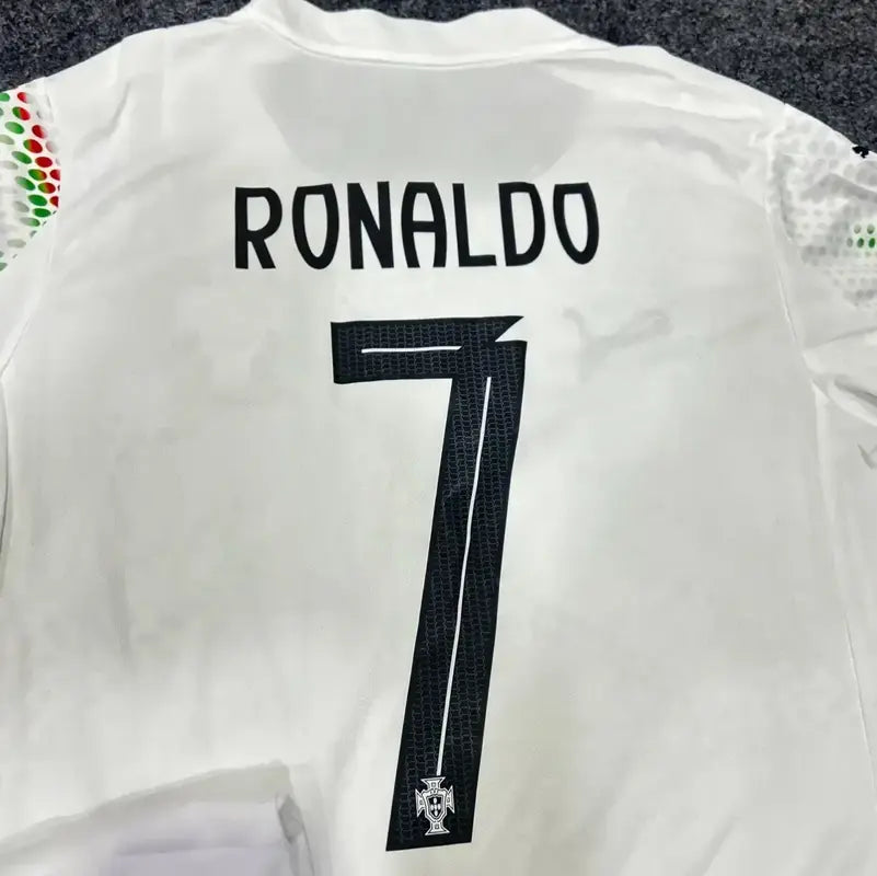 PORTUGAL AWAY X RONALDO 7 OFFICIAL PREMIUM KIT