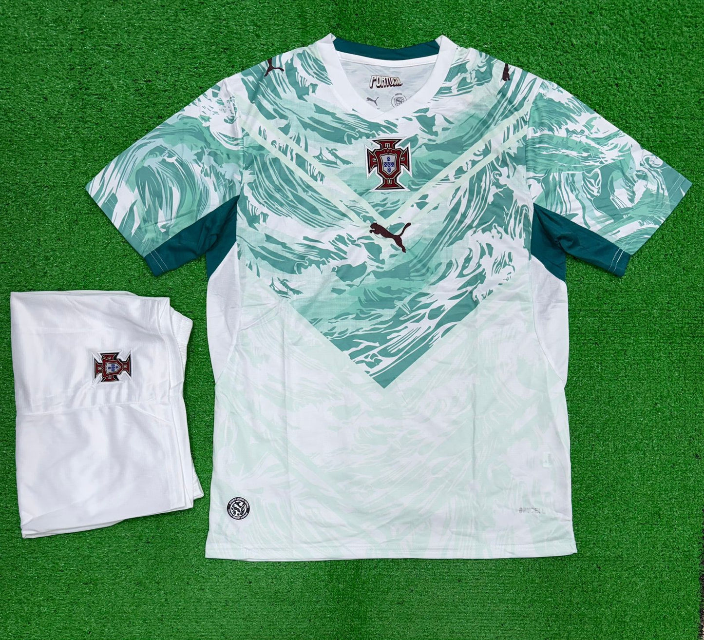 PORTUGAL WC 26 AWAY KIT